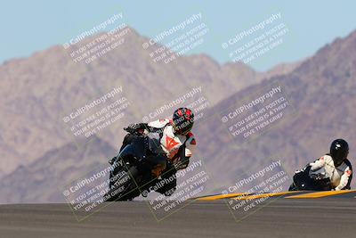 media/Oct-09-2022-SoCal Trackdays (Sun) [[95640aeeb6]]/Turn 9 (1pm)/